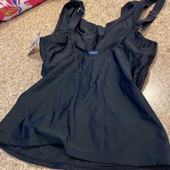 NWT DKNY Black 2 Piece Tankini Removable Soft Cups Small Full Coverage Bottom - Picture 14 of 15